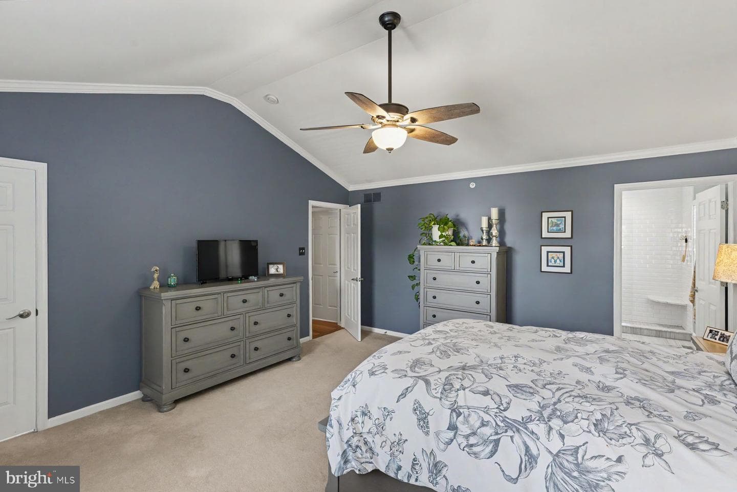 117 Buttercup Boulevard photo 36