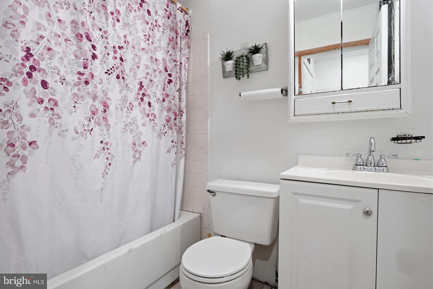 407 Holly Drive photo 6