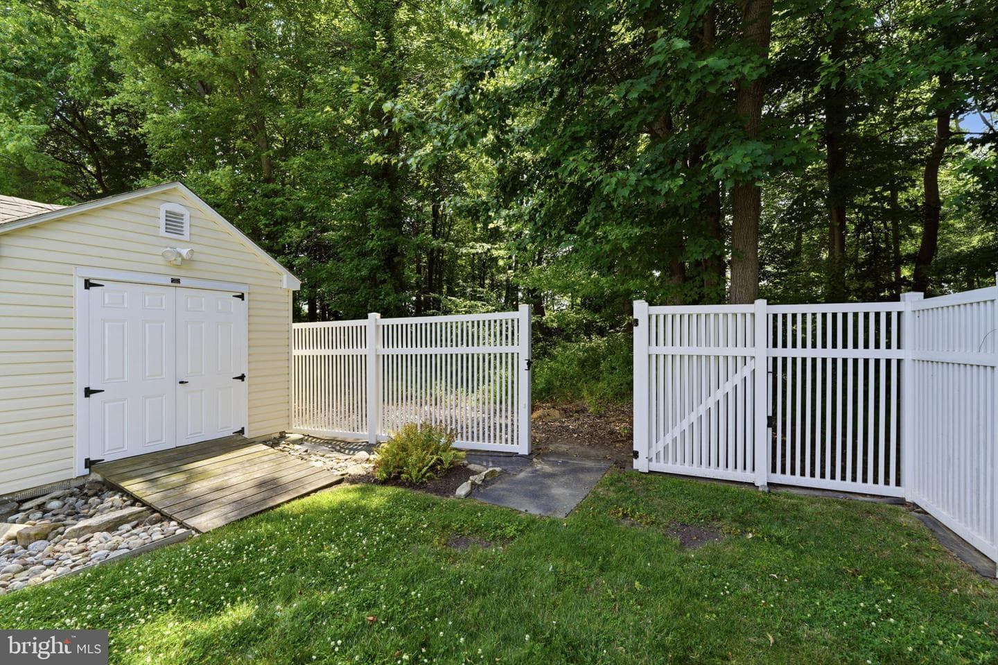 441 Stanford Road photo 32