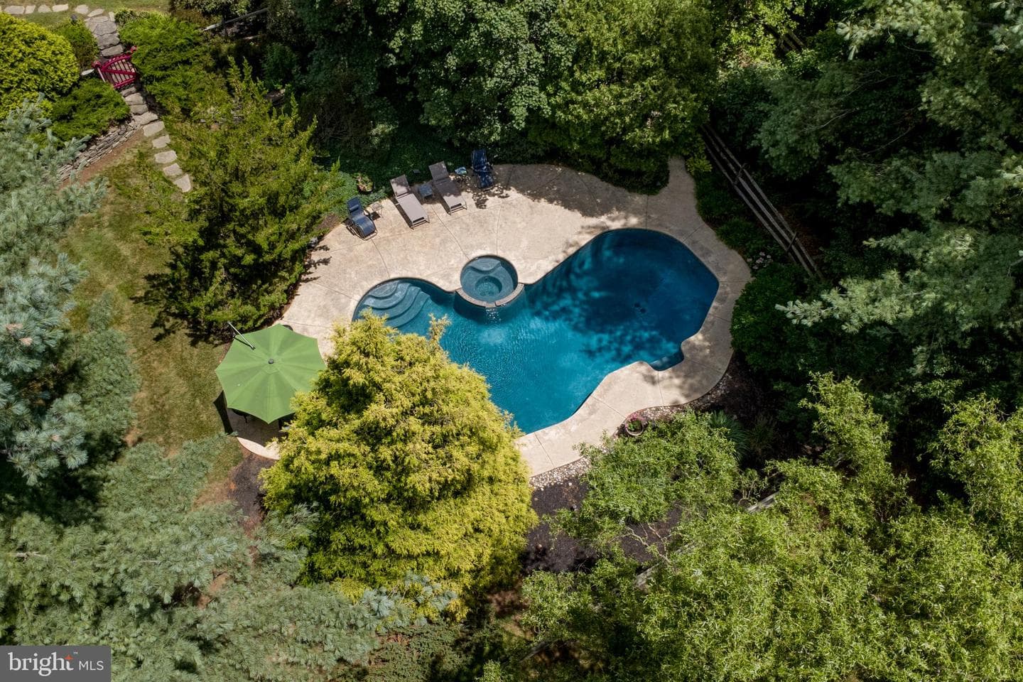 950 Camelot Road photo 6