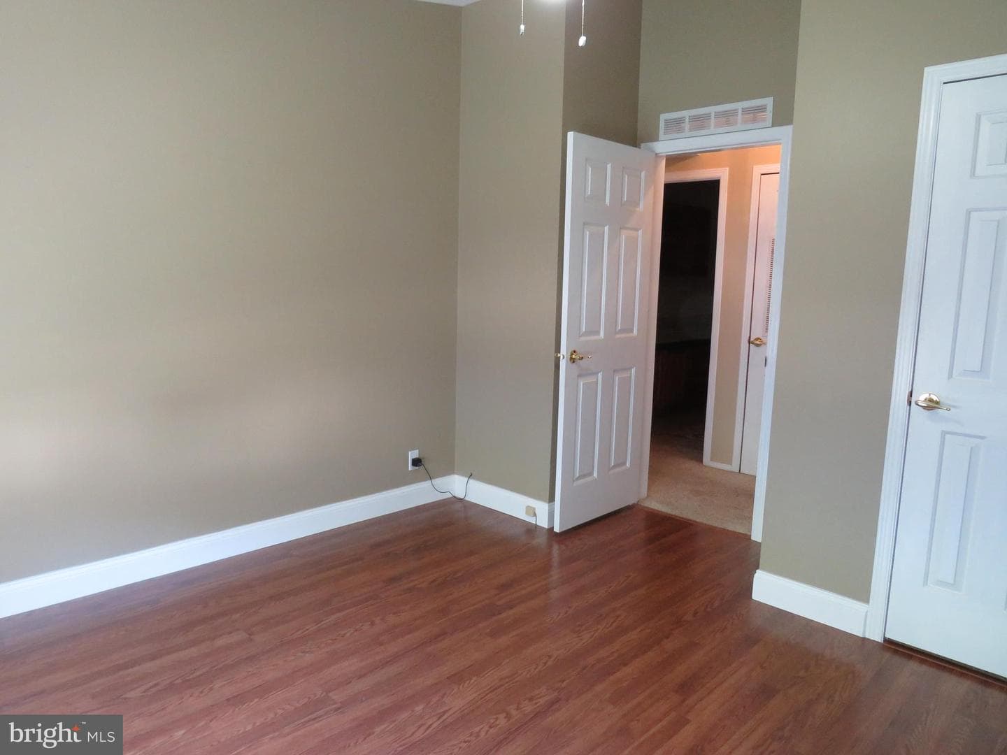 638 Spicebush Court photo 28