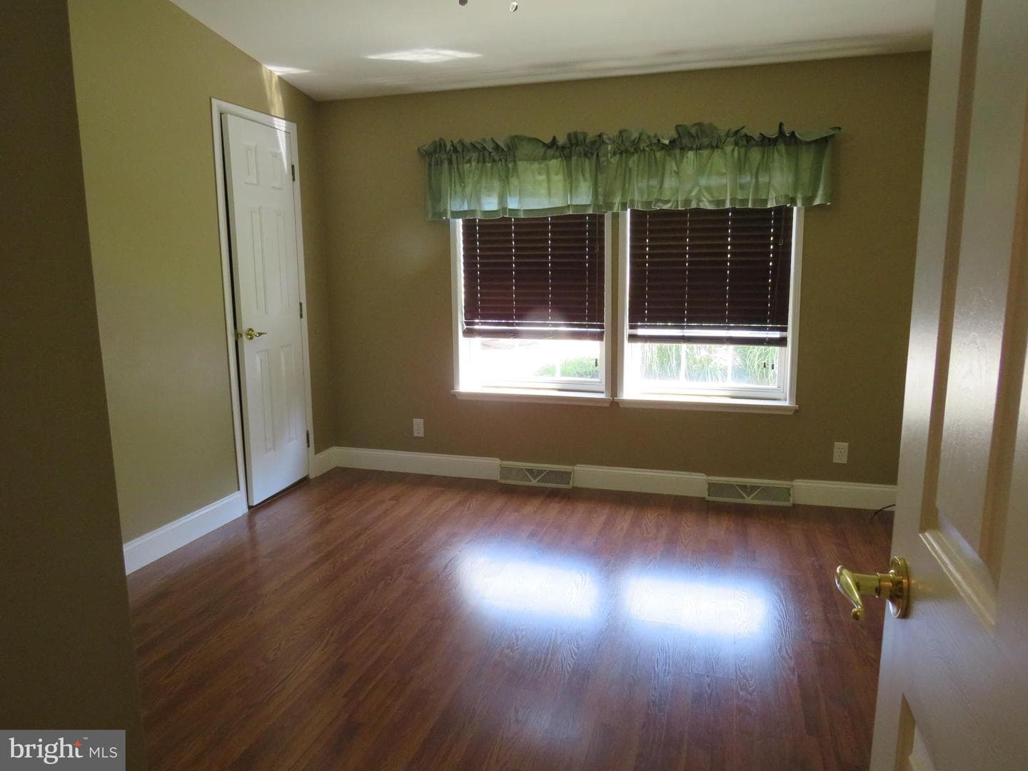 638 Spicebush Court photo 29