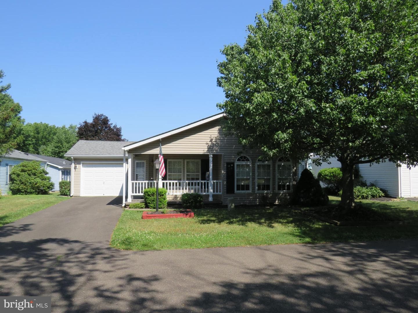 638 Spicebush Court photo 6