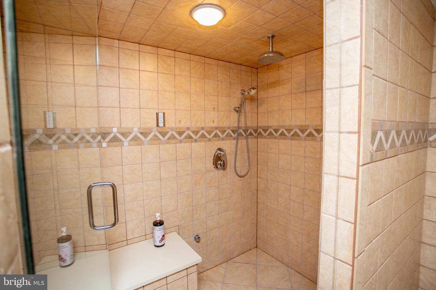 1 Hibbs Lane photo 43