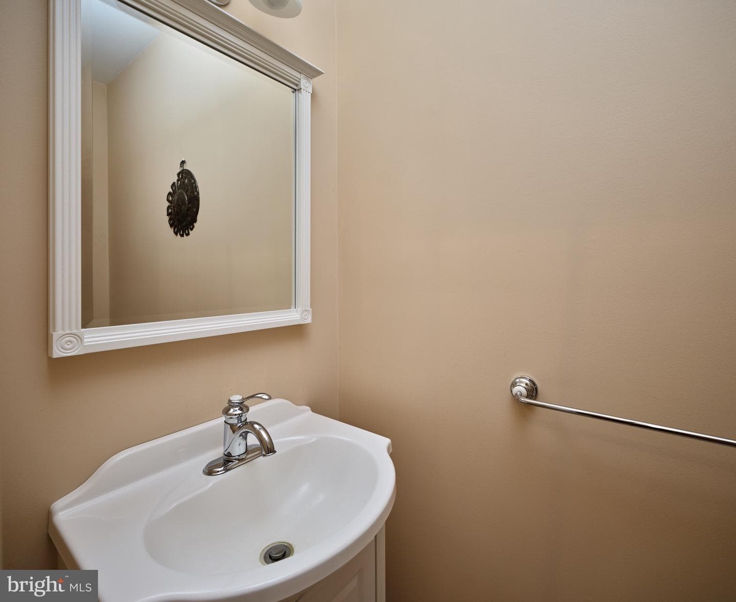 28 Woodbridge Drive photo 12