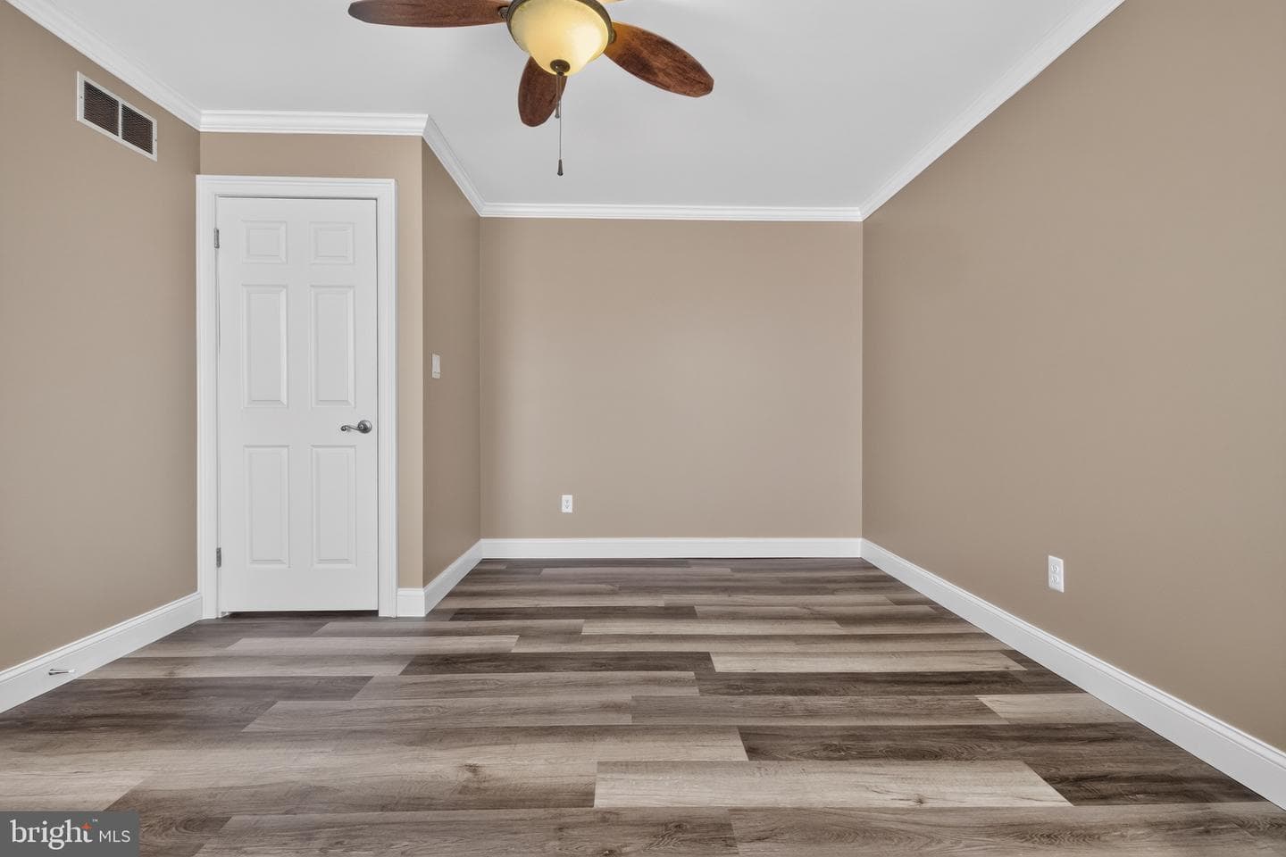 56 Woodview Drive photo 15