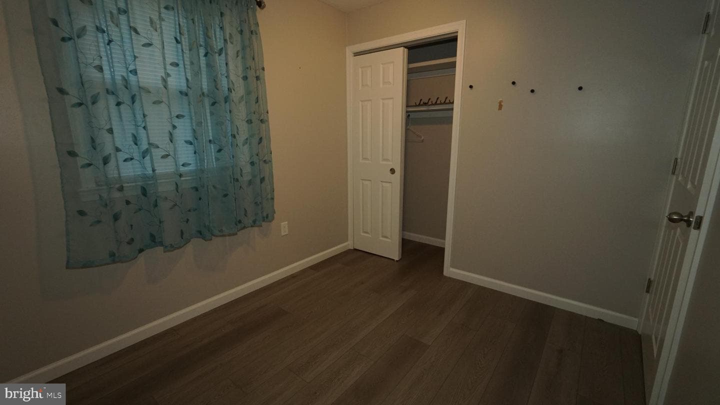 540 Western Avenue photo 16