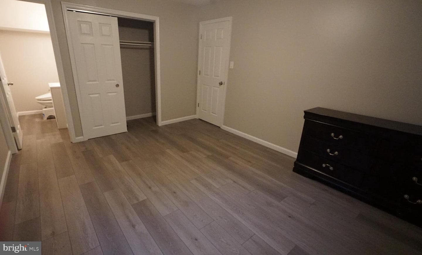540 Western Avenue photo 19
