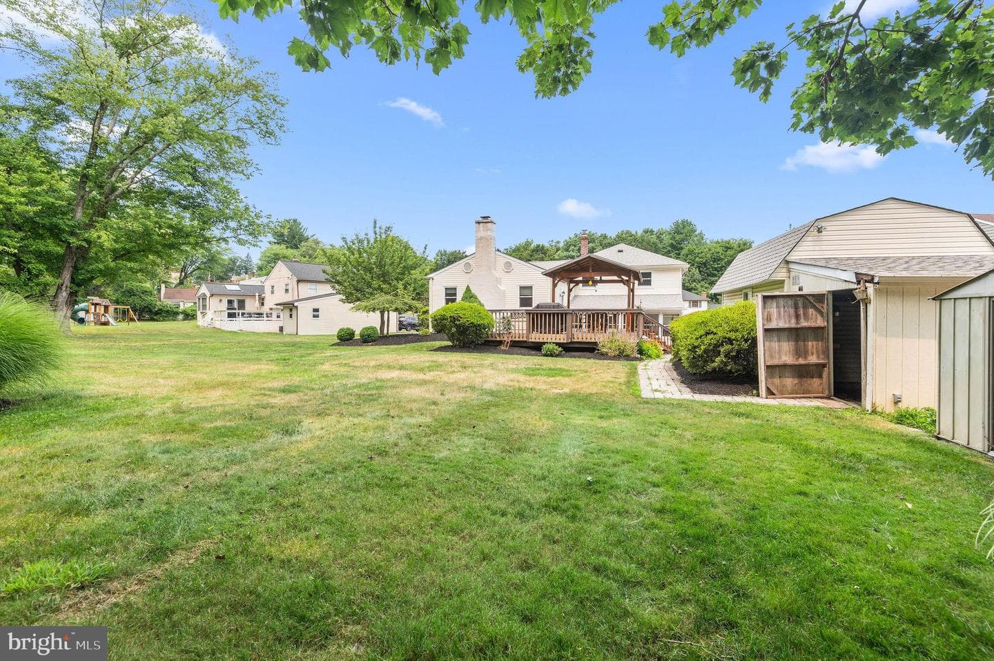923 Carlin Drive photo 30