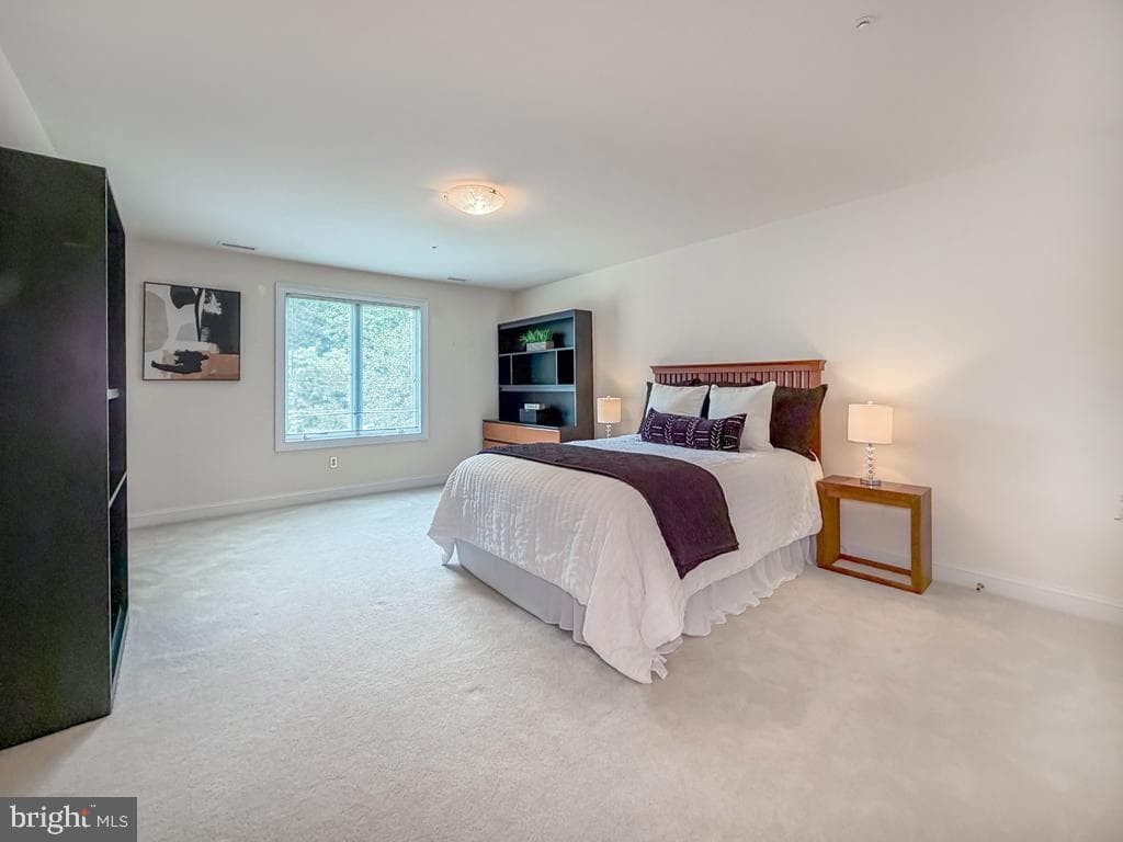 2212 Corson Lane photo 32
