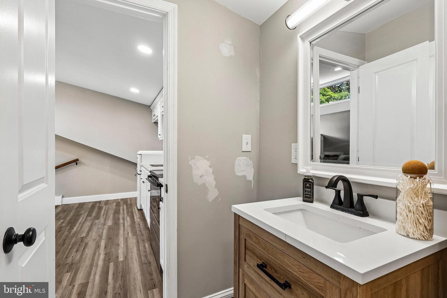 2129 Herblew Road photo 37