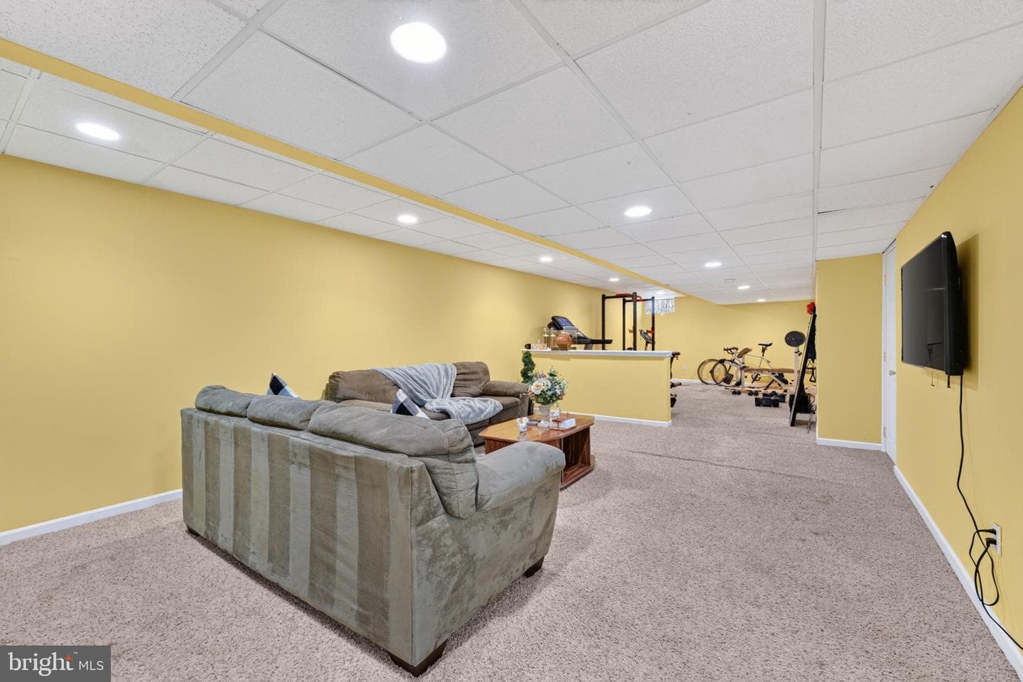 16 Amesbury Road photo 37