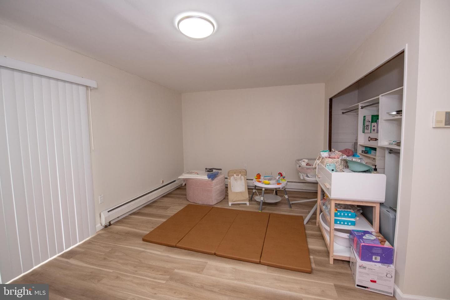 51 Serpentine Lane photo 28