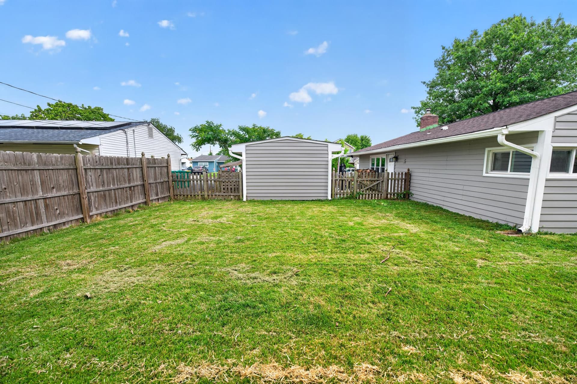 35 Palm Lane photo 11