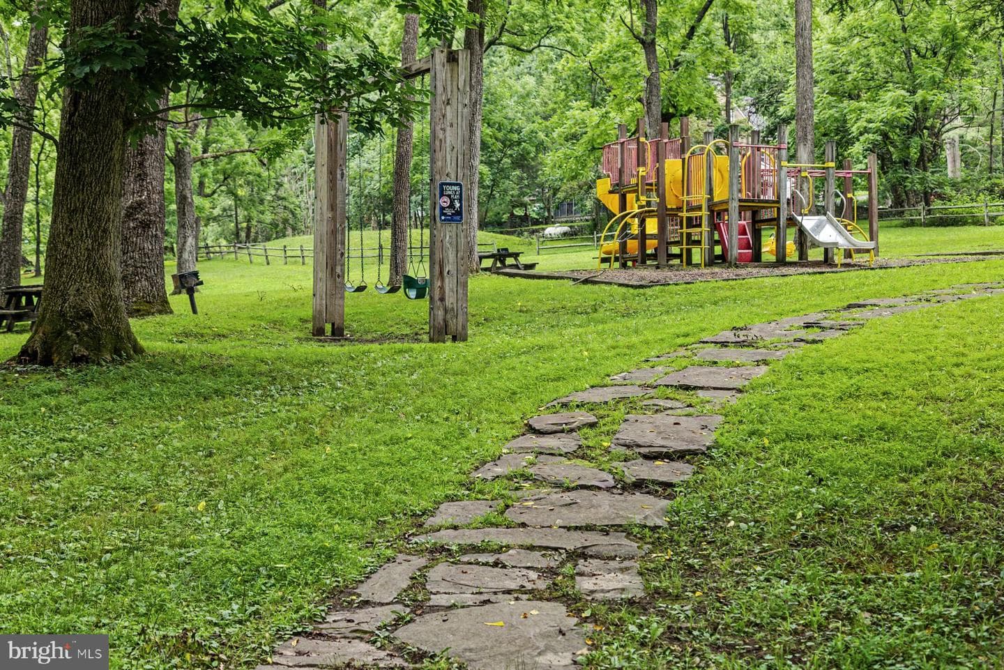 14 Stover Park Road photo 81