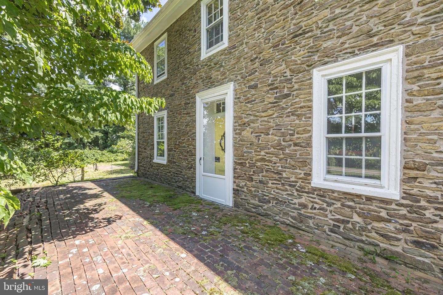 222 Aqueduct Road photo 8