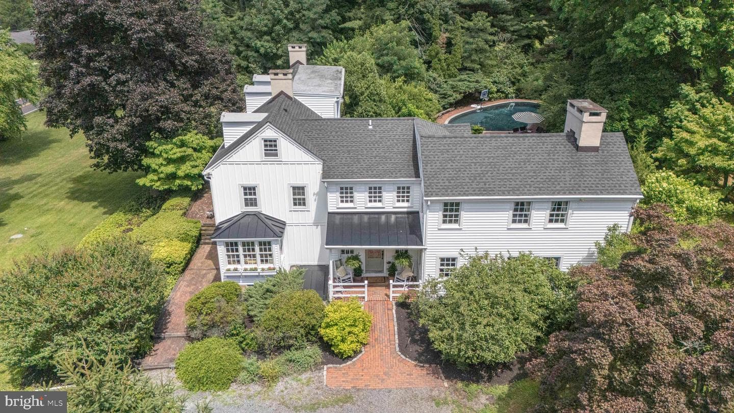 222 Aqueduct Road photo 97