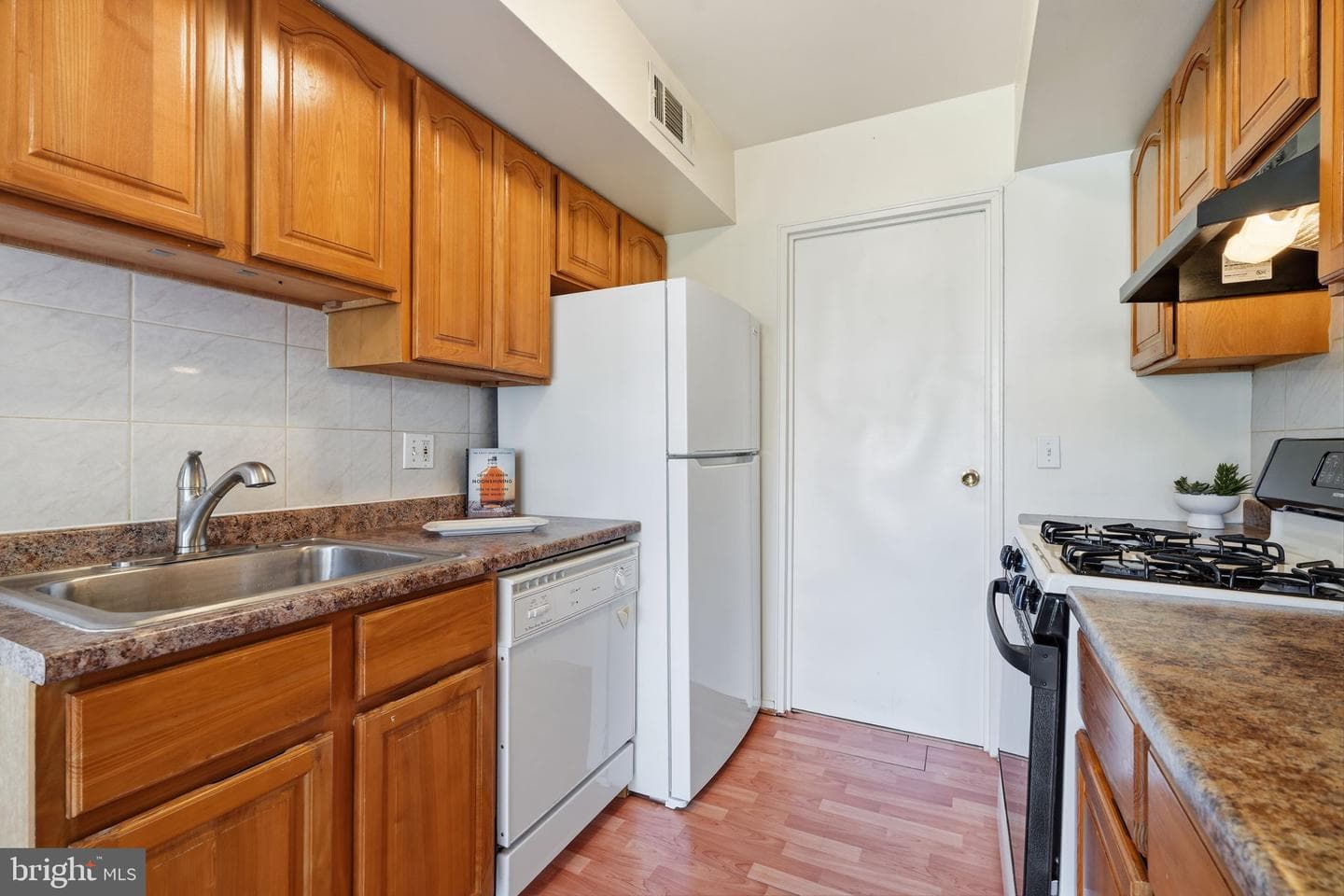 418 Brandywine Court photo 5