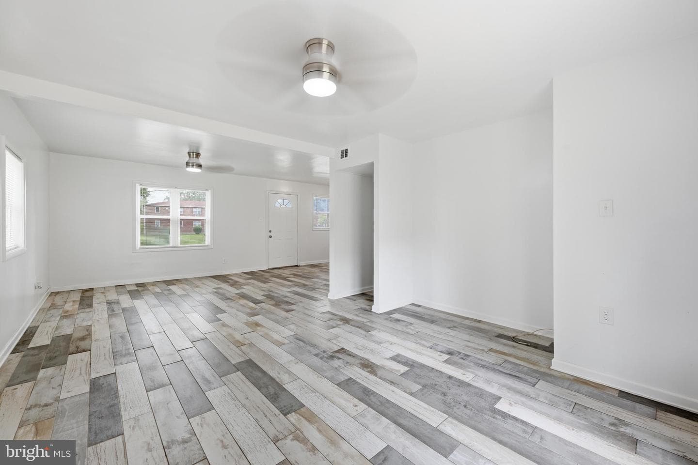 812 Rennard Lane photo 10