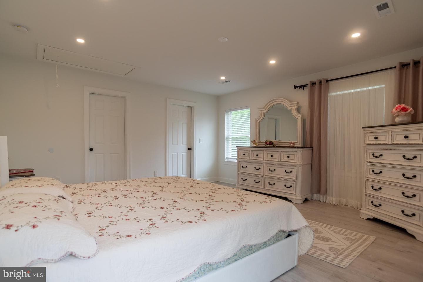 403 Alden Ave. photo 36