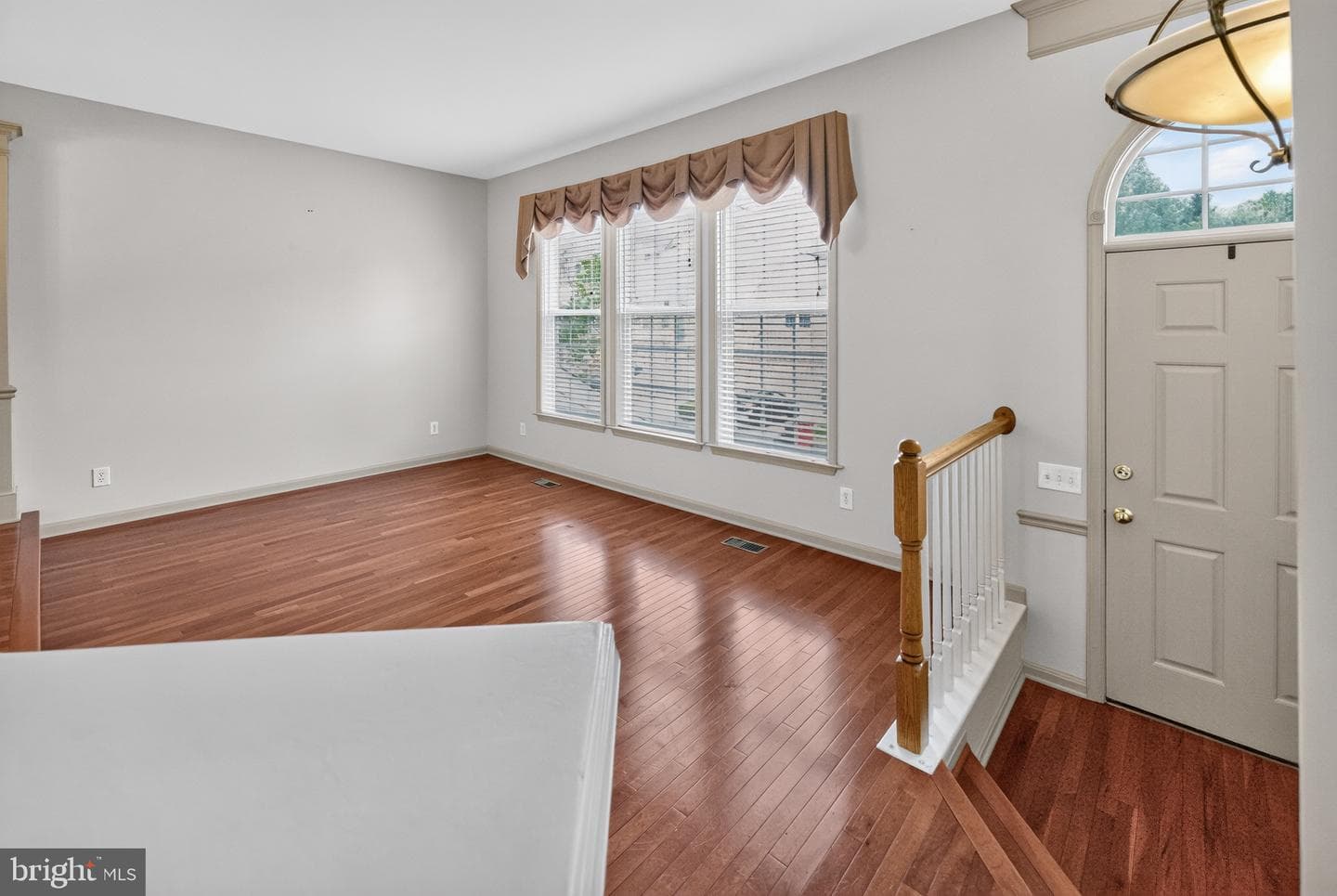 32 Charter Oak Court photo 3