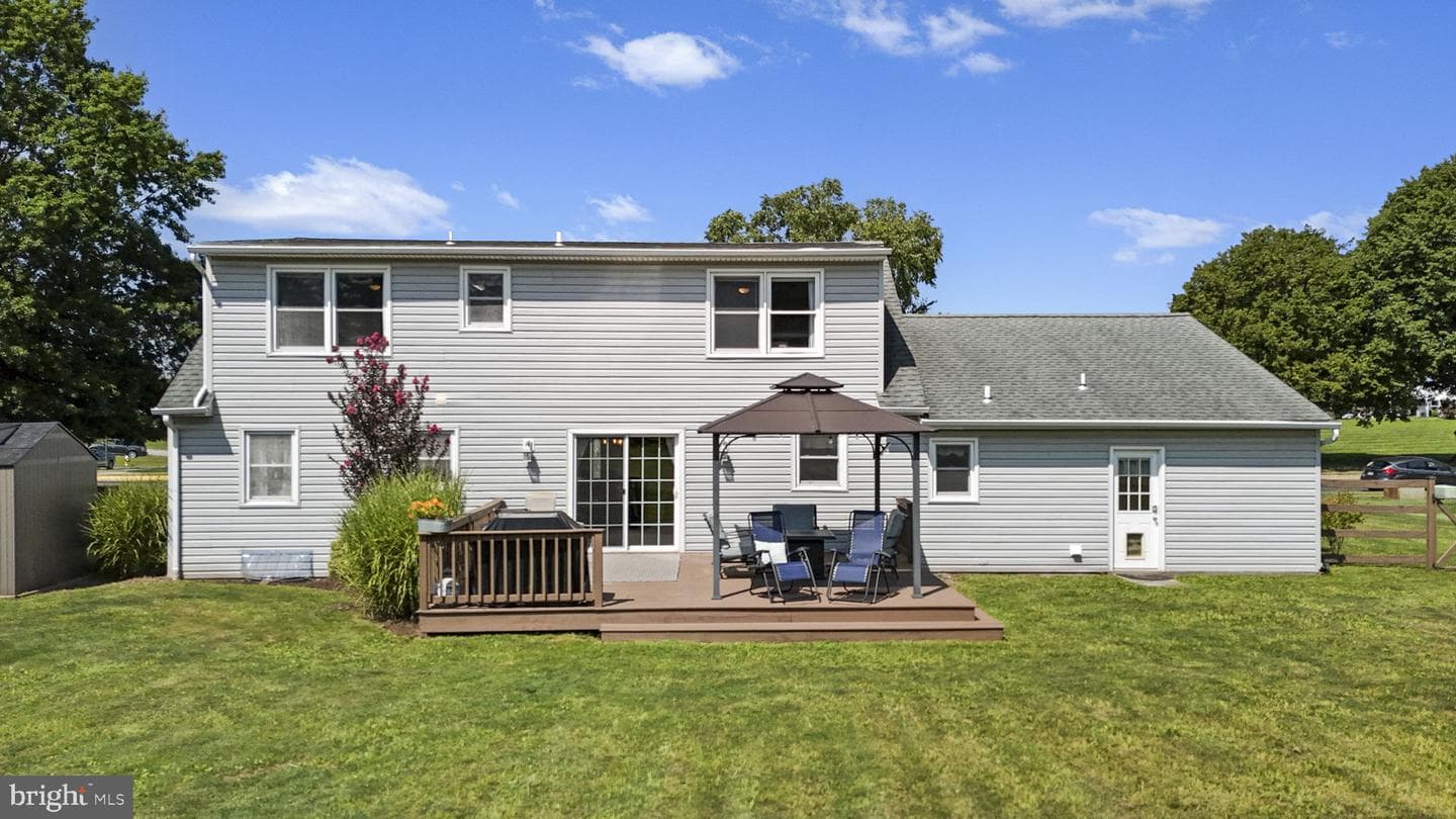 103 Sterling Drive photo 27