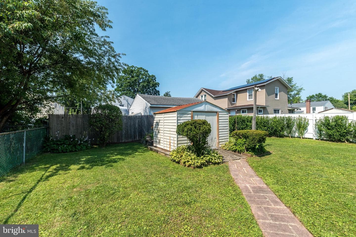 480 Nemoral Street photo 5