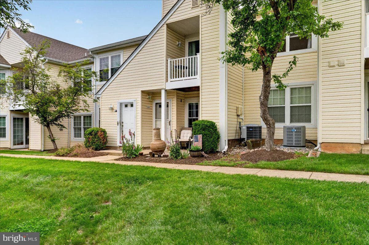 41021 Coopers Place photo 3