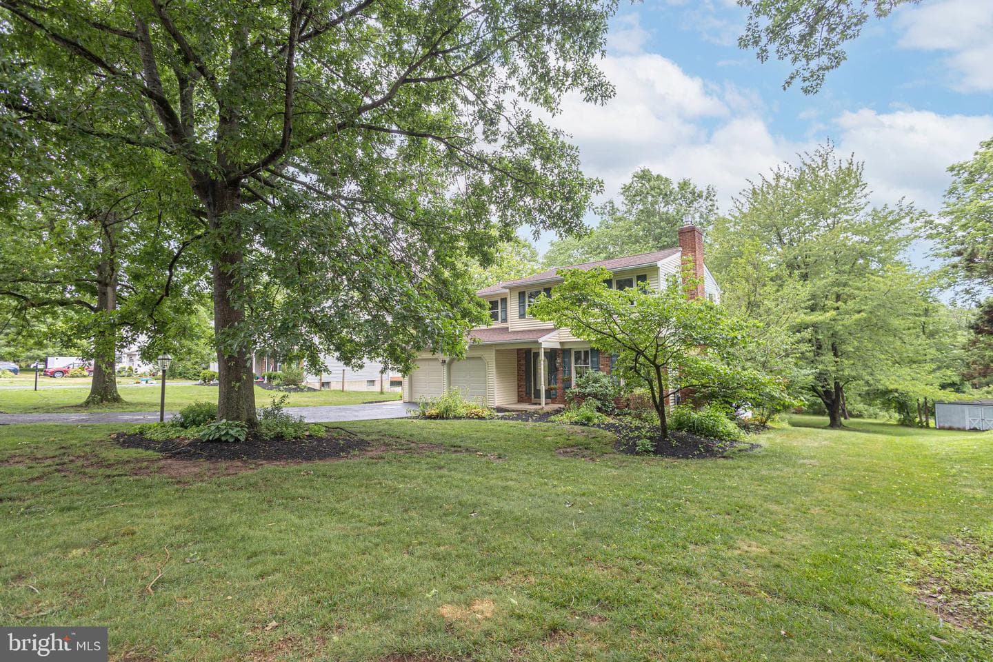 327 Thistle Lane photo 50