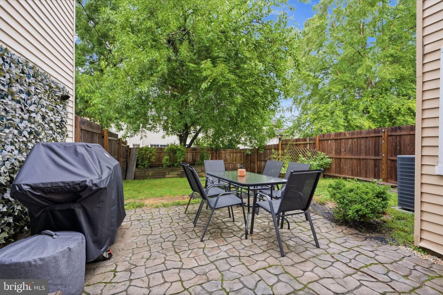 83 Andover Drive photo 24