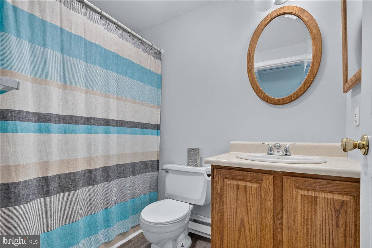 2836 Marion Avenue photo 23