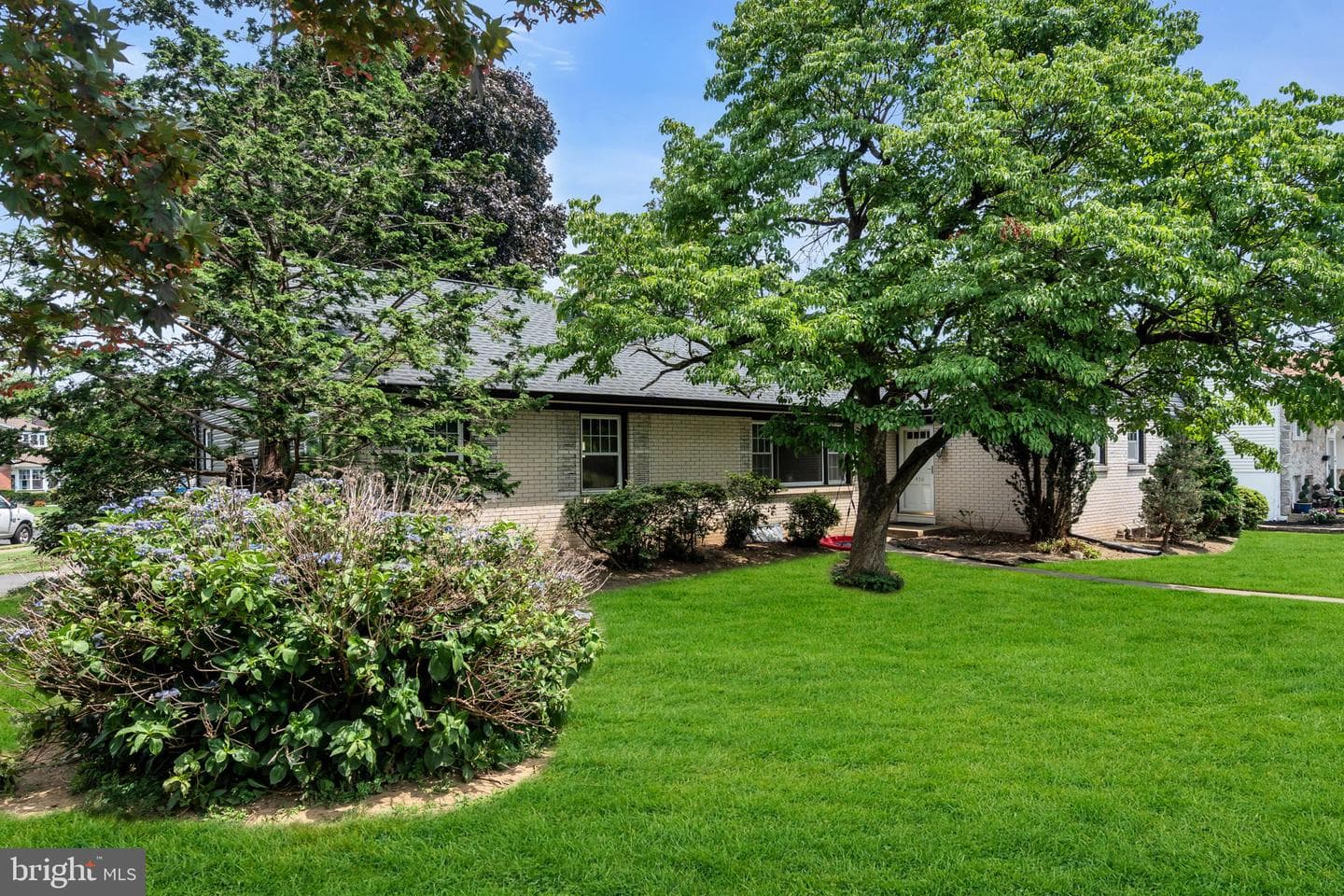 456 Hamilton Boulevard photo 30