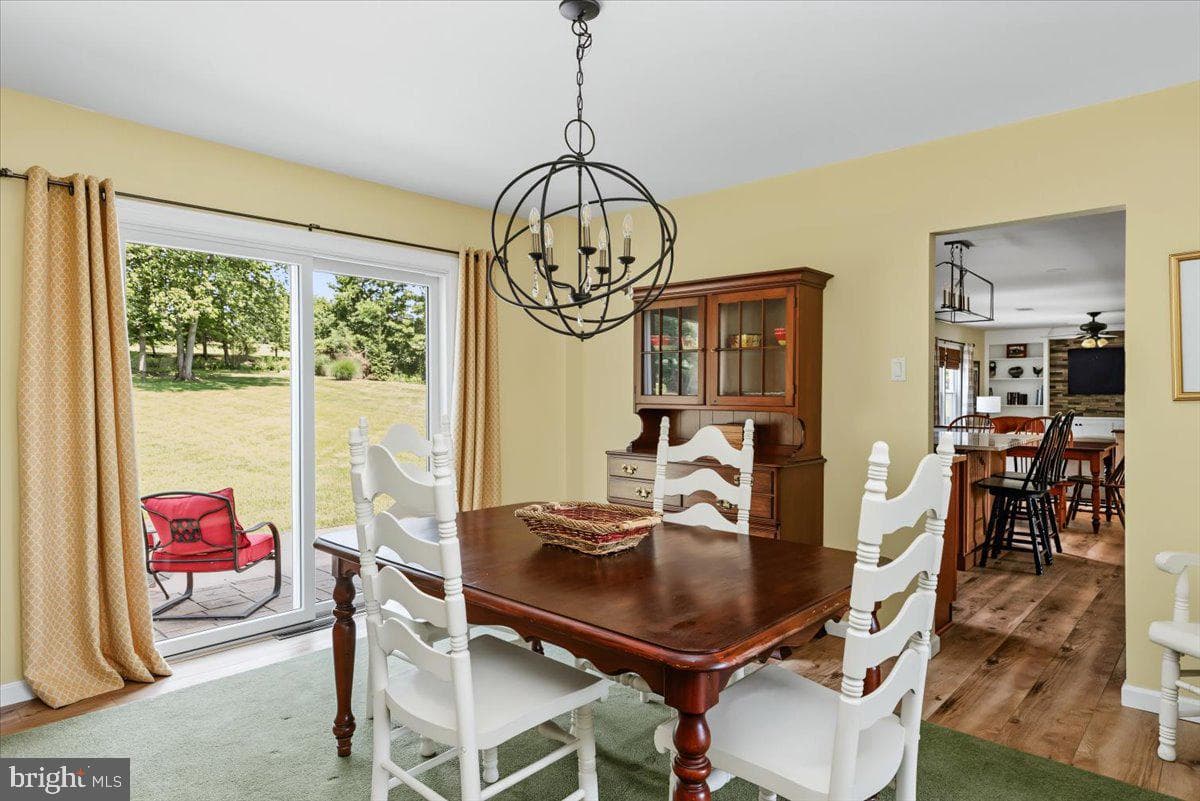 9 Brookdale Drive photo 9