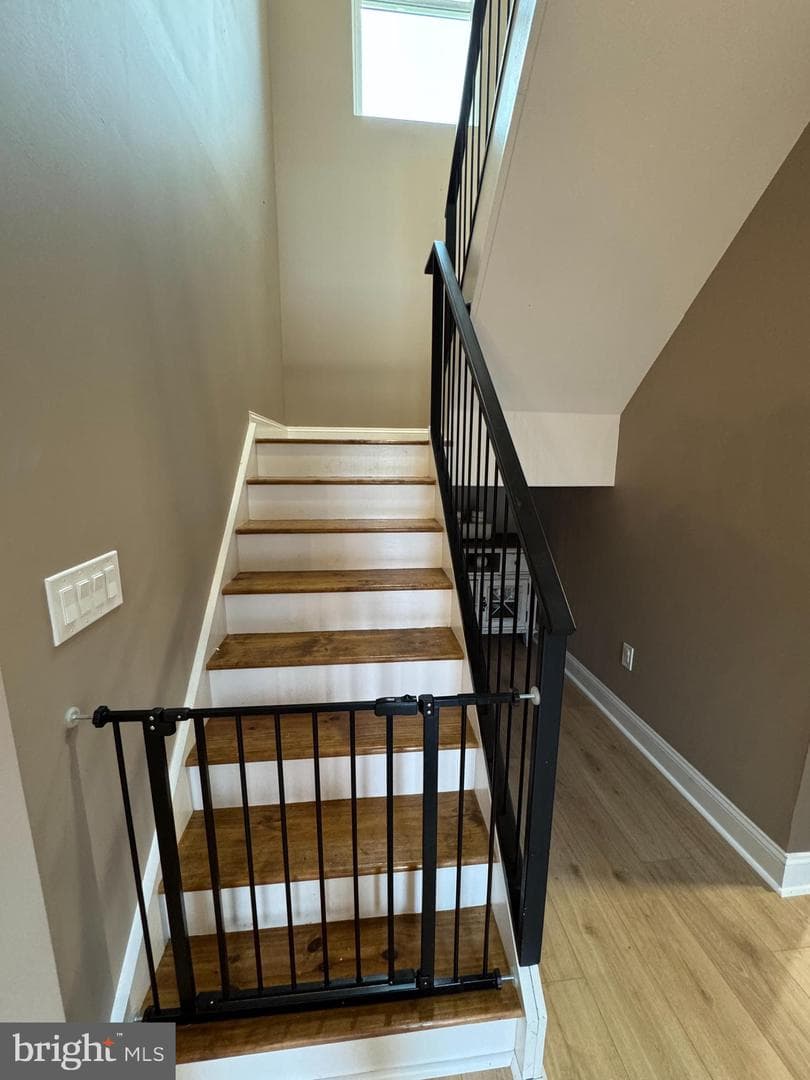 57 Evergreen Lane photo 23