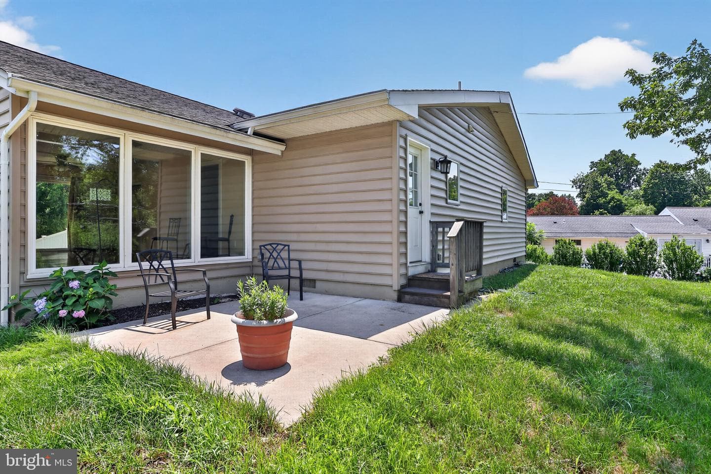 130 Acorn Drive photo 26