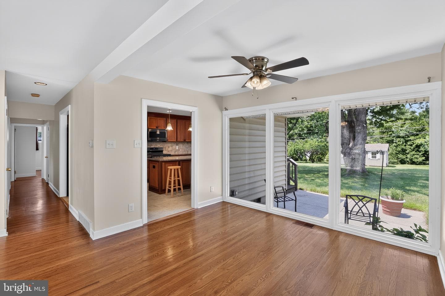 130 Acorn Drive photo 4