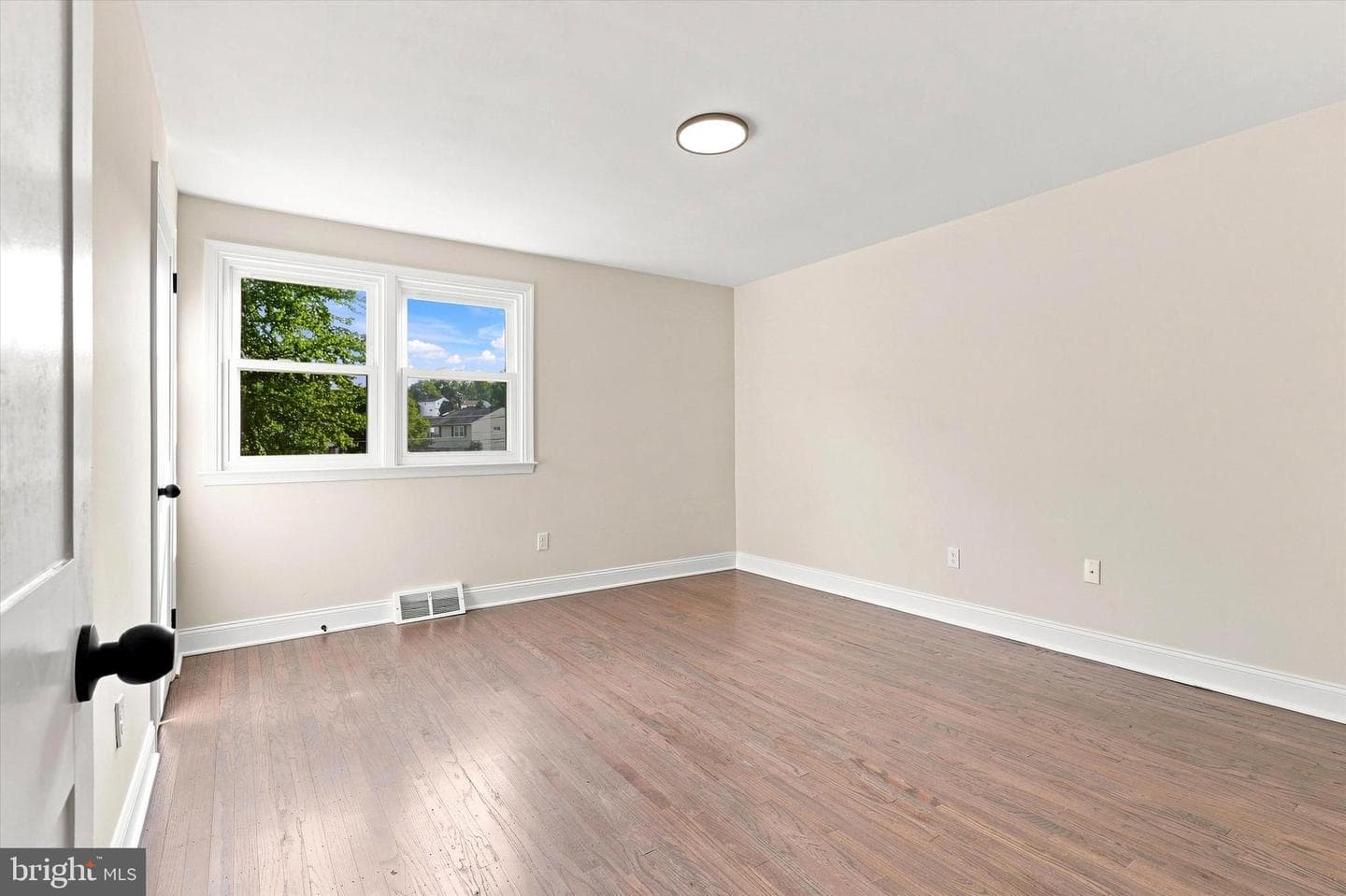 450 Coldspring Road photo 17