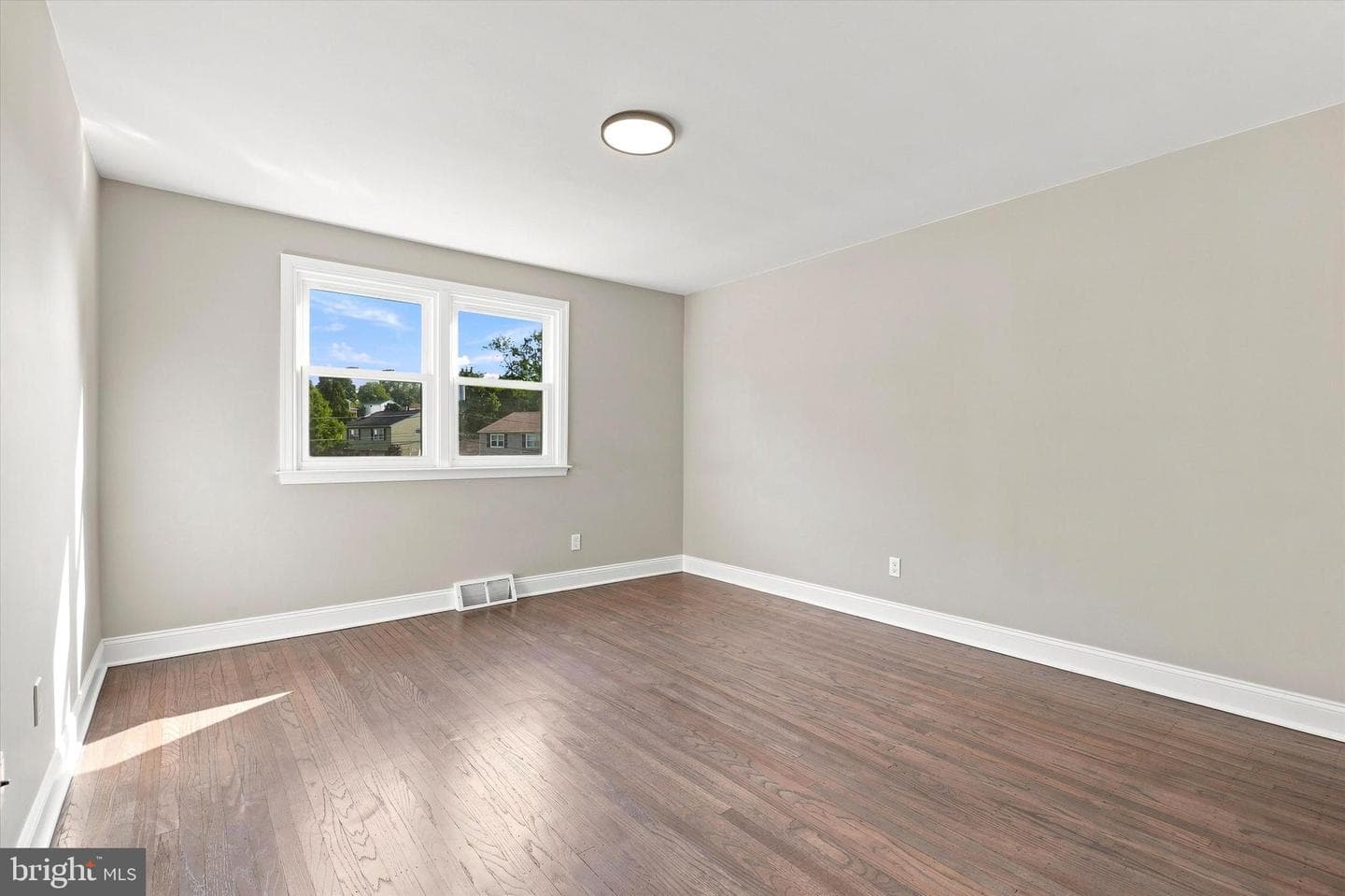 450 Coldspring Road photo 19