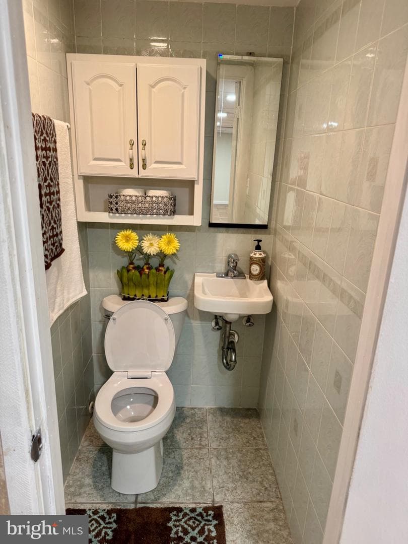 454 Dunksferry Road photo 39