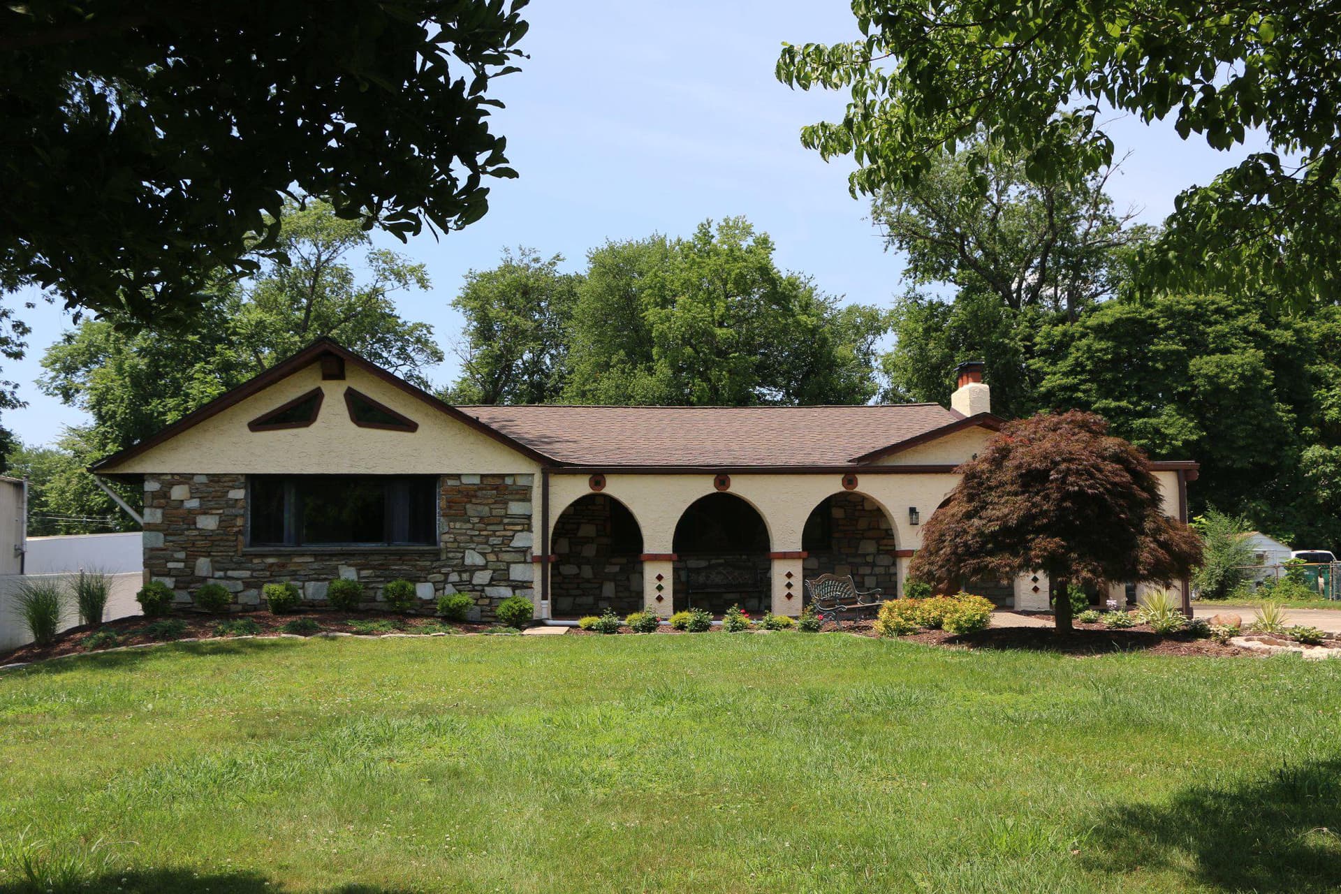 454 Dunksferry Road photo 6
