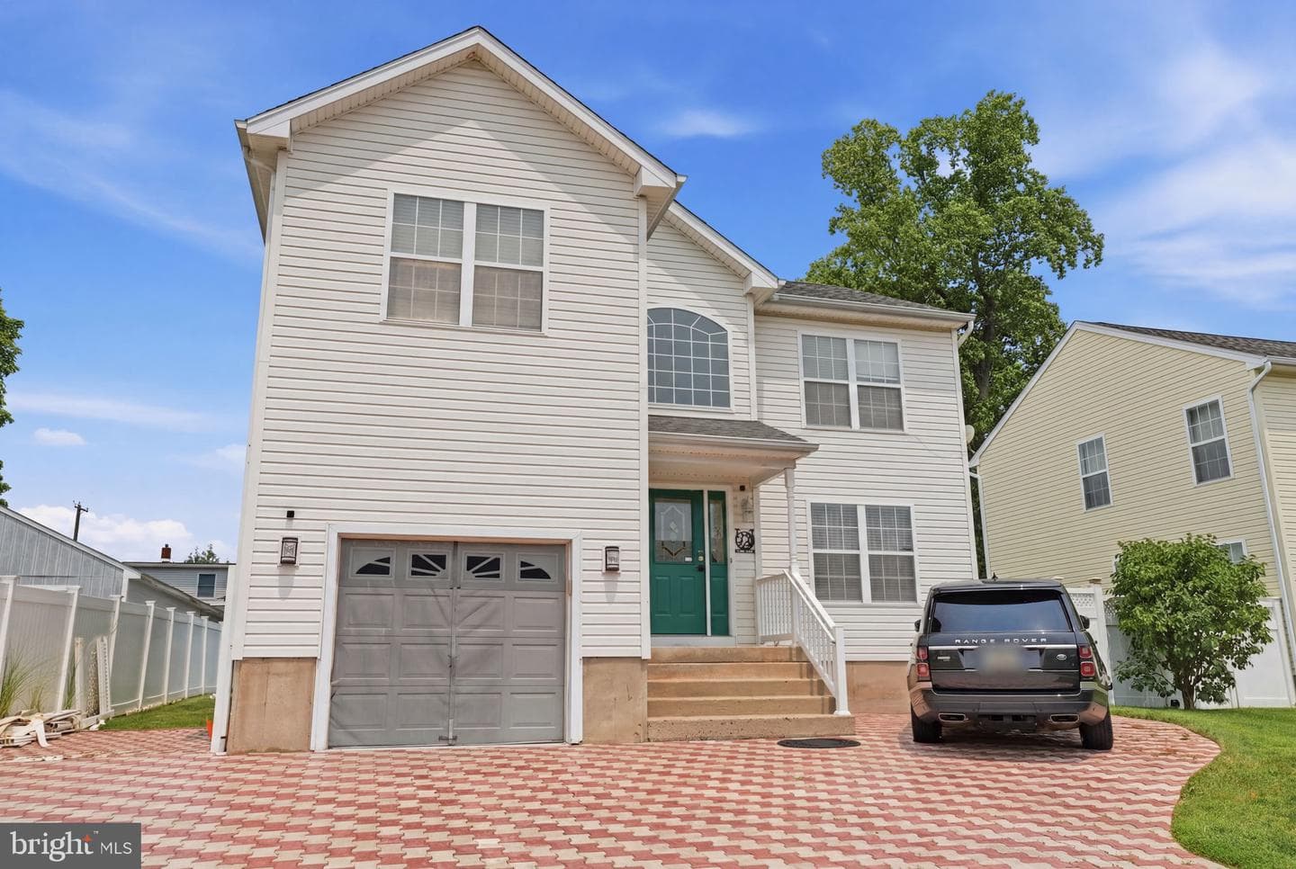 2347 Maple Avenue photo 47