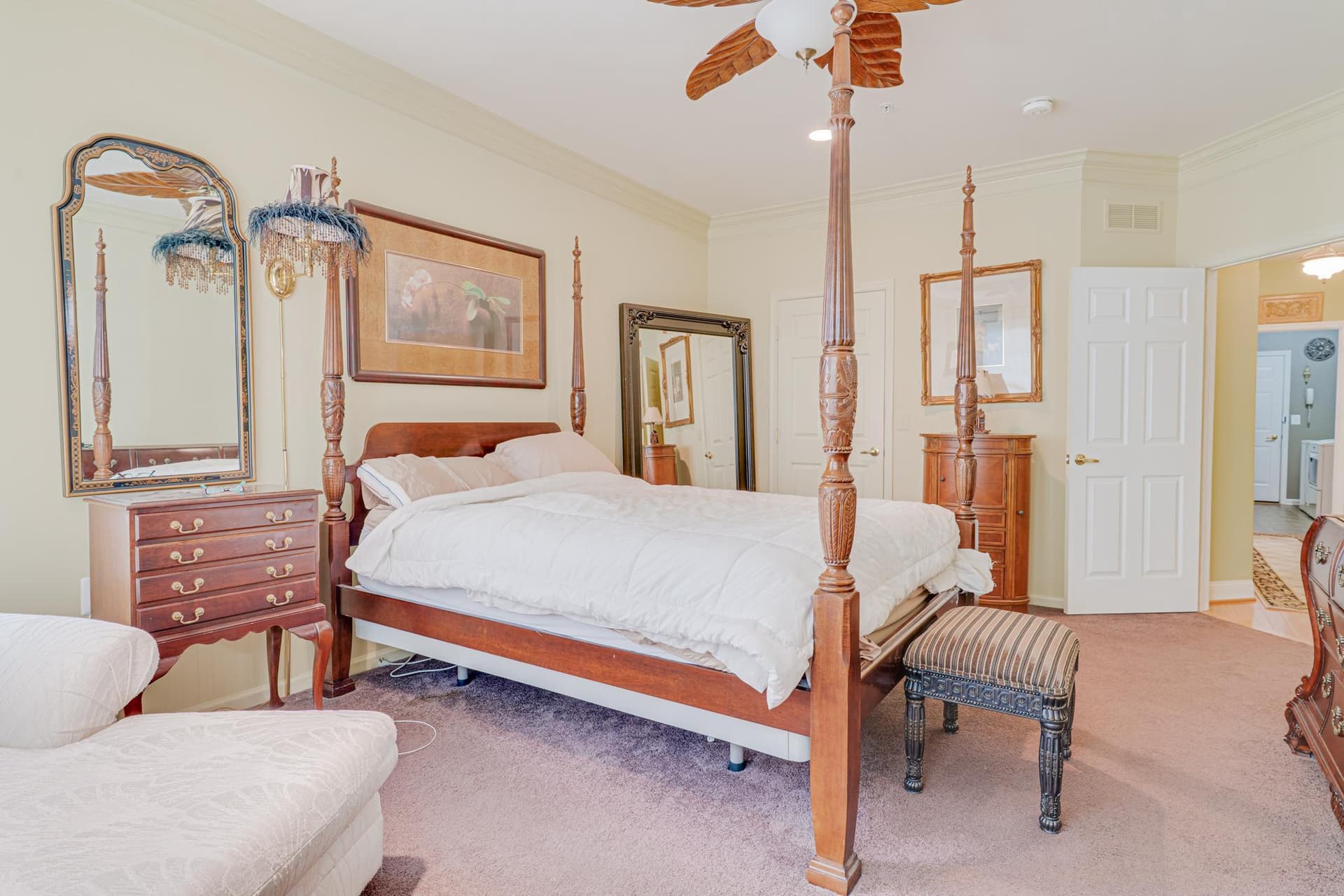 1010 Monroe Drive photo 33
