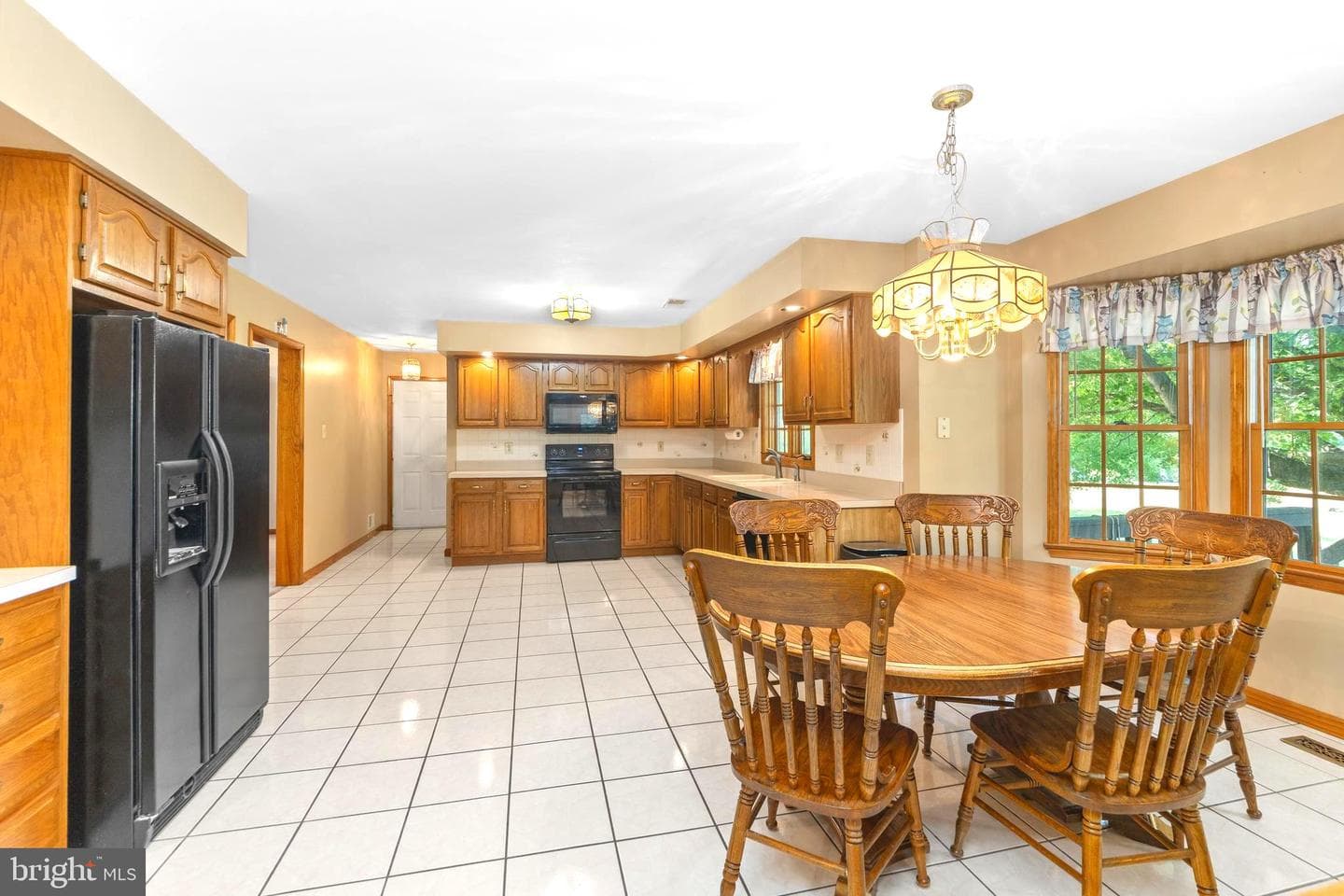 2050 Miller Road photo 9