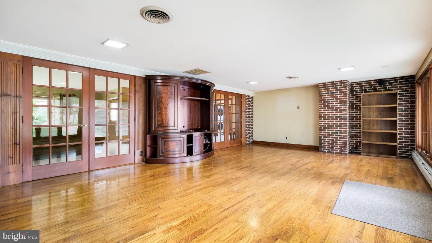 6609 N Radcliffe Street photo 20