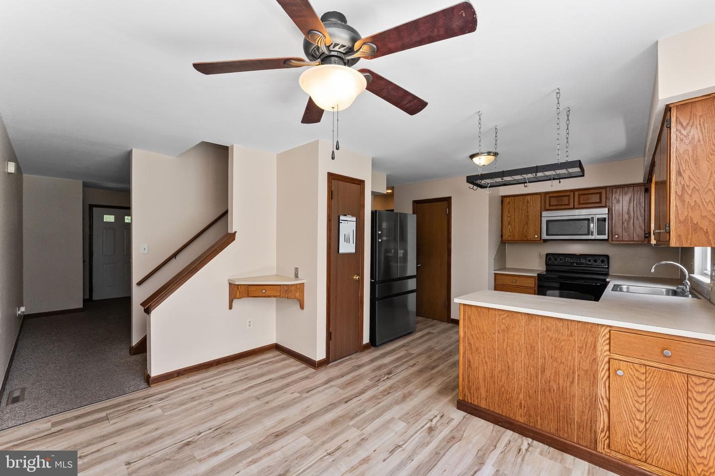 221 Pennwood Drive photo 6