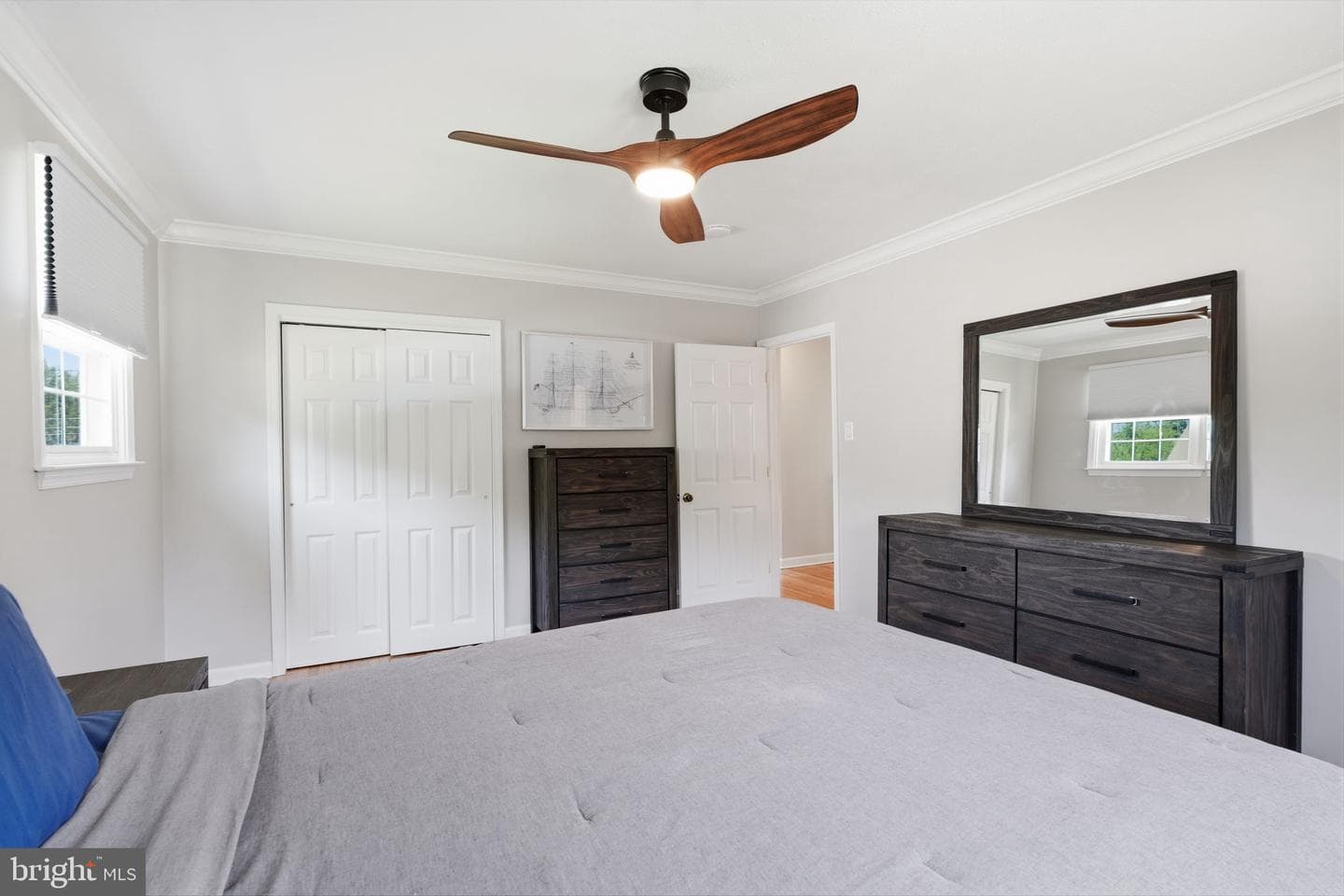 686 Cheryl Drive photo 21