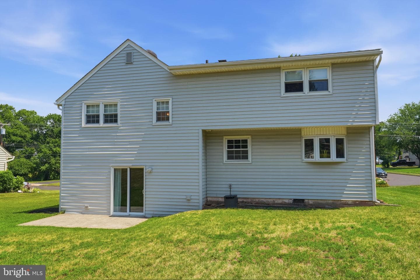 686 Cheryl Drive photo 29