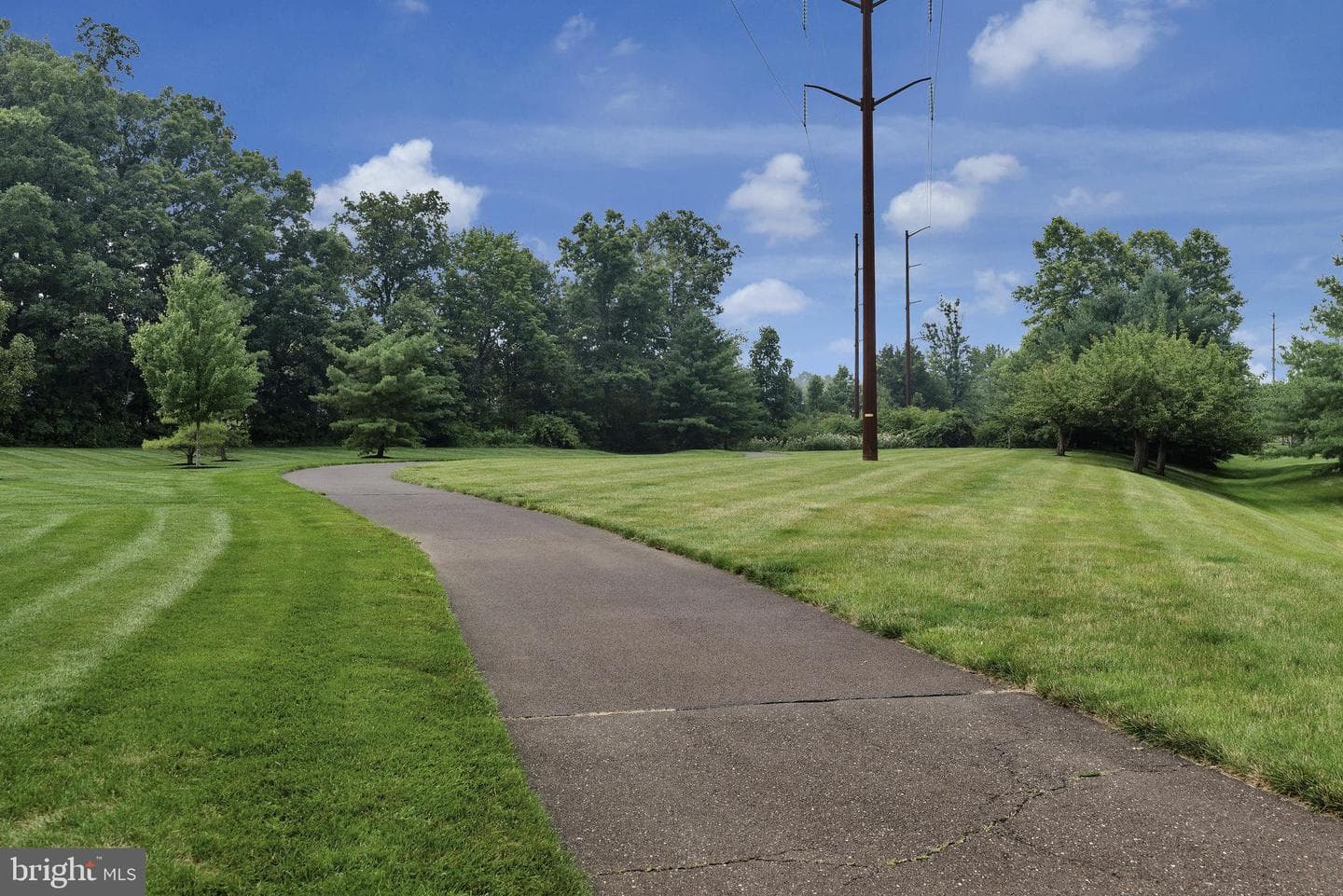 2506 Peachtree Drive photo 39
