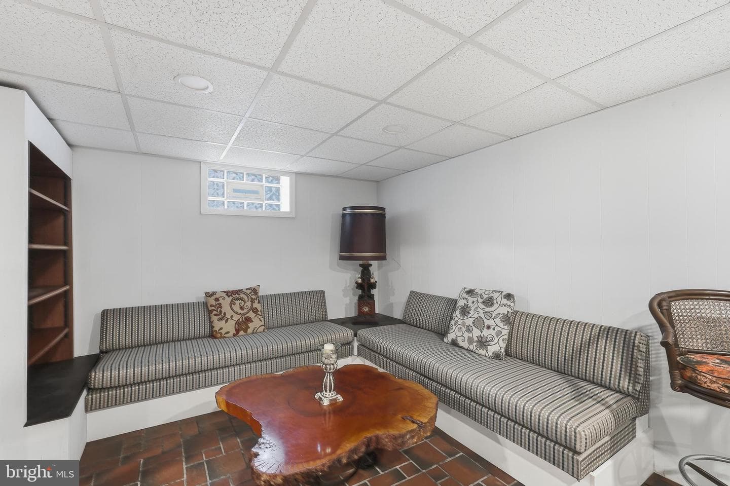 136 Chapel Drive photo 27