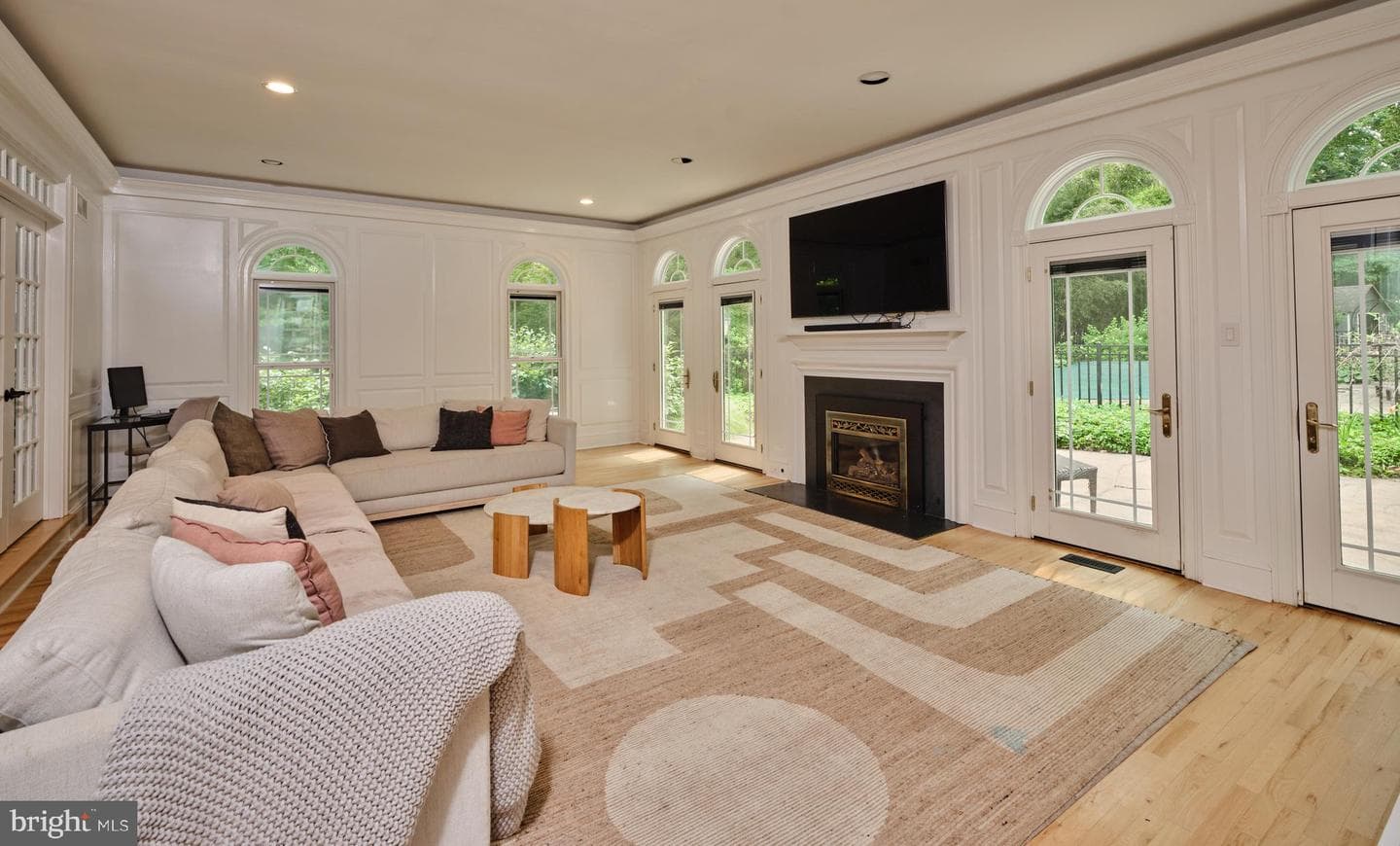 36 Timber Knoll Drive photo 16